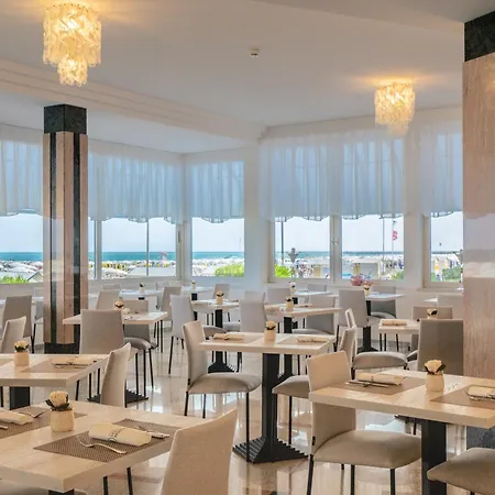 Montecarlo Hotel