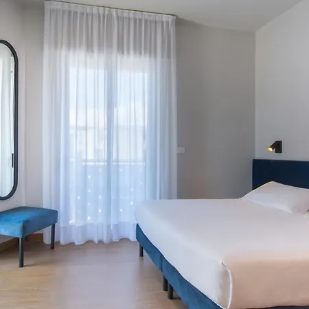 Montecarlo Hotel