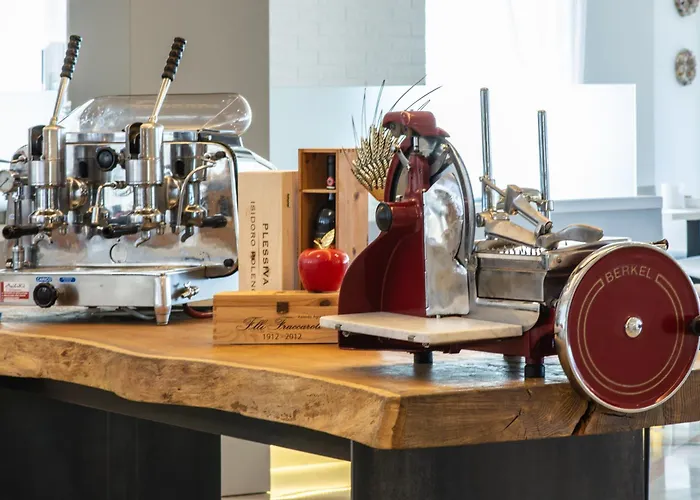 Montecarlo 3 Stelle Superior Hotell