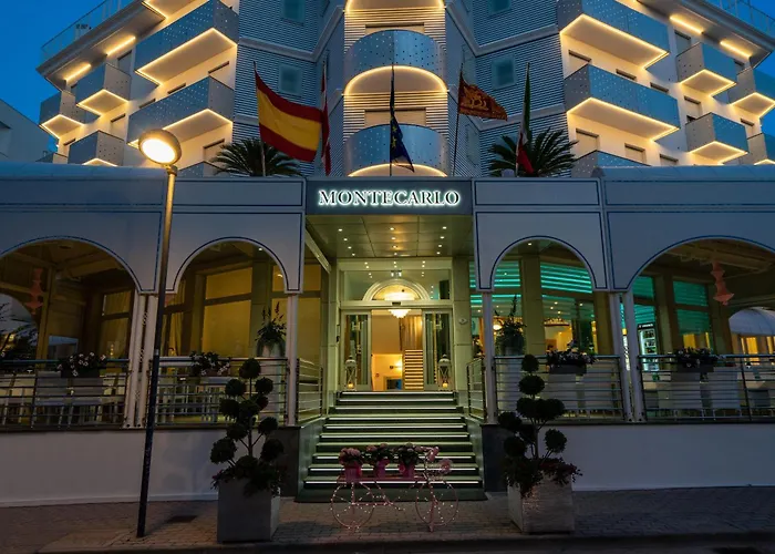 Hotell Montecarlo 3 Stelle Superior 3*