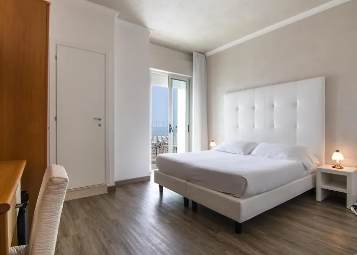 Hotell Montecarlo 3 Stelle Superior 3*