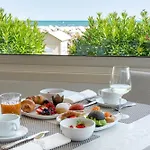 Montecarlo 3 Stelle Superior Отель 3*