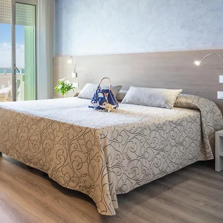 Montecarlo 3 Stelle Superior Hotel 3*