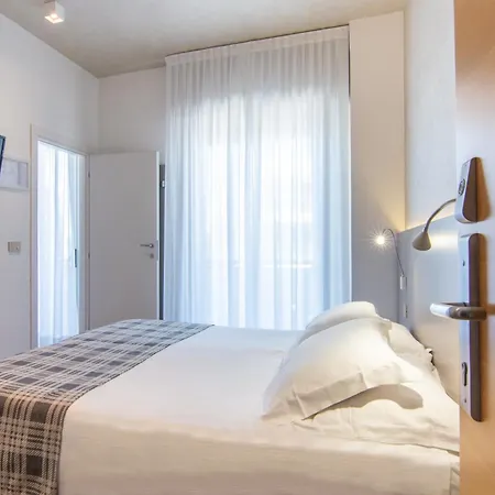 Montecarlo 3*