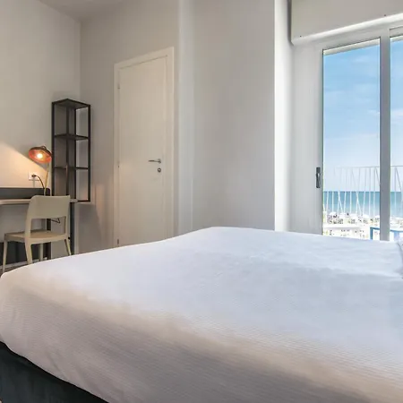 Hotel Montecarlo 3 Stelle Superior 3*