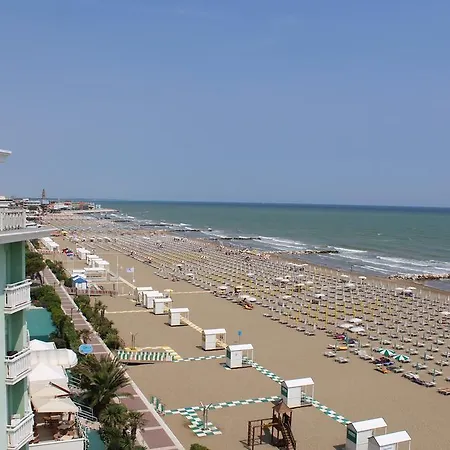 Hotel Montecarlo 3 Stelle Superior Caorle