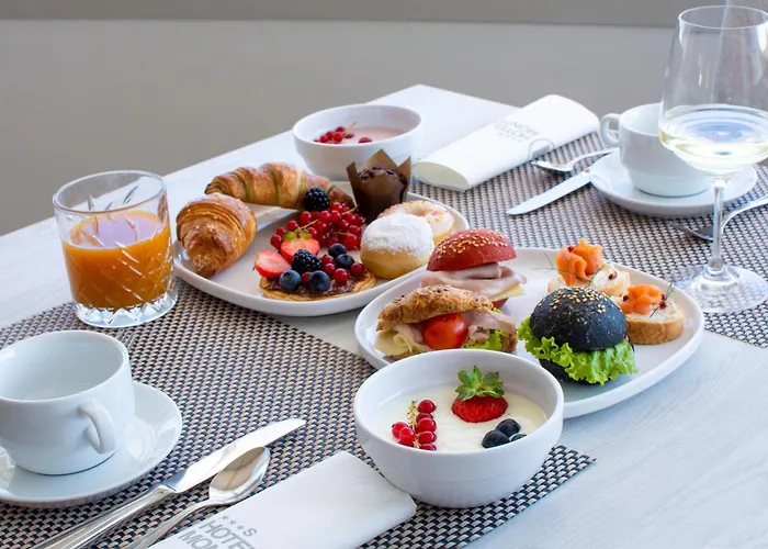 Montecarlo 3 Stelle Superior Hotel 3*